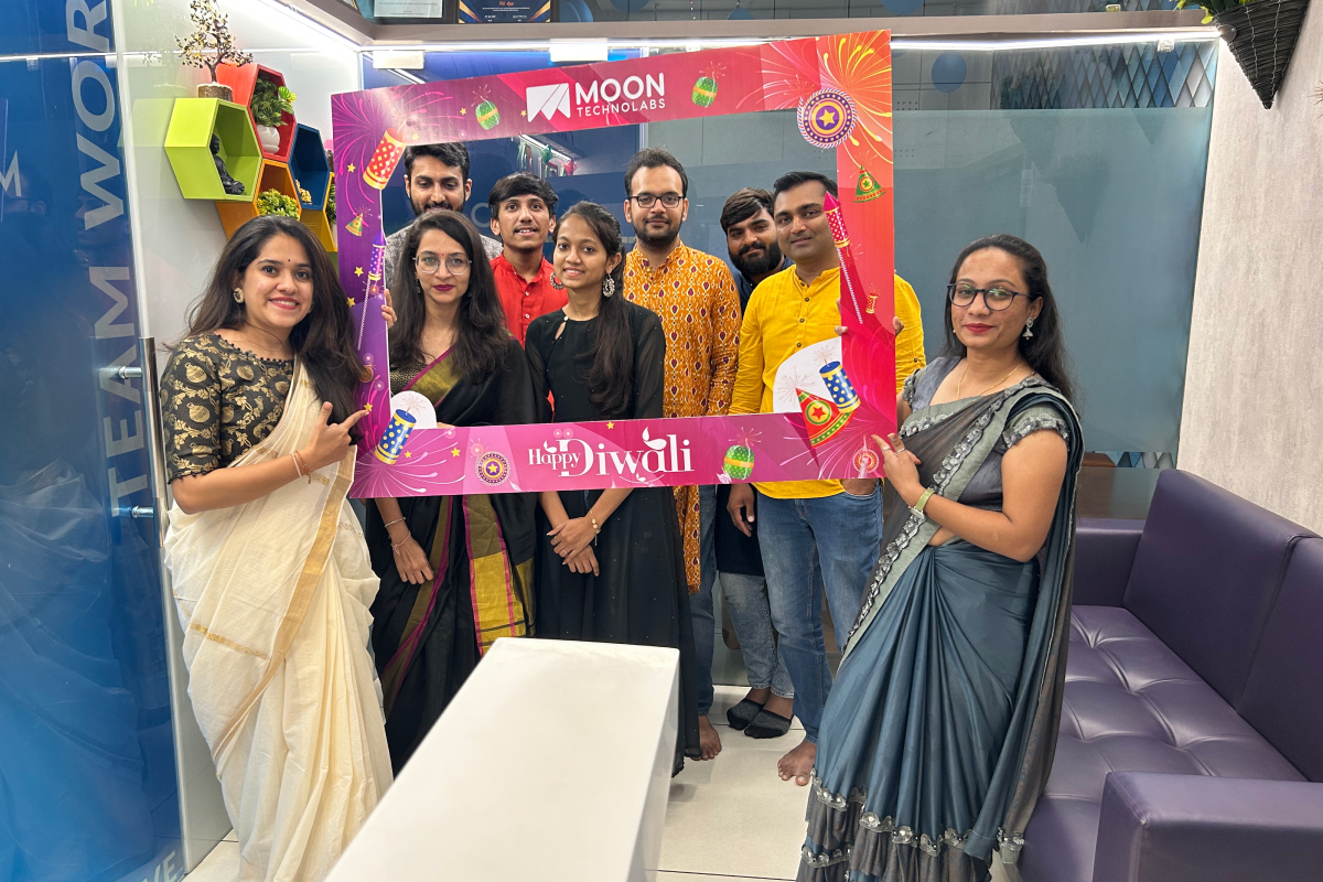 Life_at_mtpl_diwalicelebration3